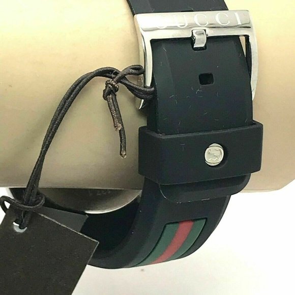 GUCCI SYNC YA137101 Black Rubber Band Men's Watch - Picture 10 of 12